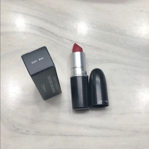 MAC ruby woo retro matte lipstick